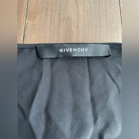 Givenchy black 100% silk ruffle blouse - Picture 3 of 5